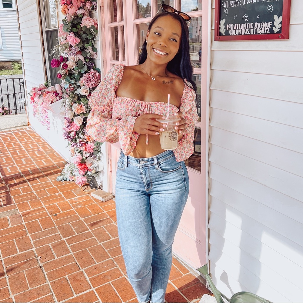 Meet your Posher, Jelissa